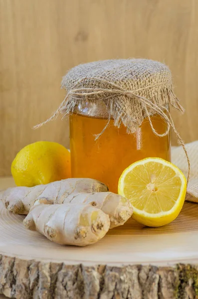 honey, ginger and lemon are natural ingredients for cold tea