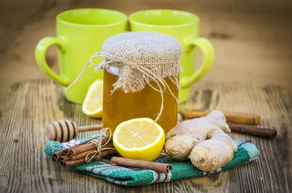 Mel Gengibre Canela Limão São Ingredientes Naturais Para Chá Frio — Fotografia de Stock