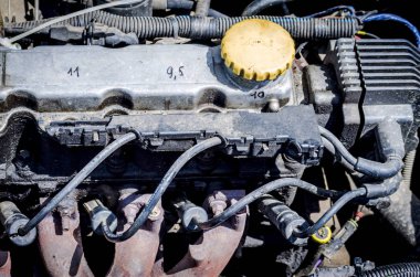 Eski bir araba, eski motor yakın çekim