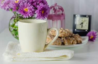 sabah çay bir fincan ve tanımlama bilgileri