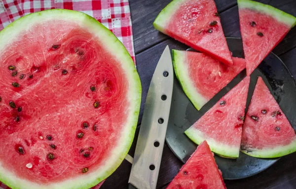 Ripe watermelon on the table — Stock Photo, Image