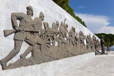 Çanakkale, Türkiye - 28 Temmuz 2018: Gündüz Canakale Martyrdrom, yardım