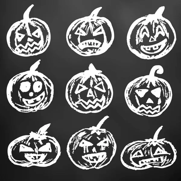 Halloween Conjunto Calabazas Festivas Tiza Blanca Una Pizarra Una Colección — Vector de stock