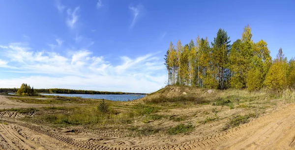 Wunderschöne Herbstlandschaft Auf Dem Gelände Eines Ehemaligen Sandbruchs — Stockfoto