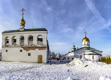 Kolpino 'daki Kutsal Üçlü Katedrali. Kolpino 'daki Kutsal Üçleme Katedrali' nin anısına inşa edildi. Büyük Vatanseverlik Savaşı 'nda yıkıldı.. 
