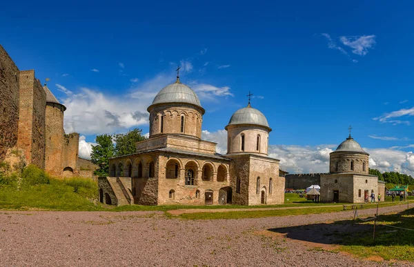 歴史的建造物 レニングラード地方のイワンゴロド要塞 — ストック写真