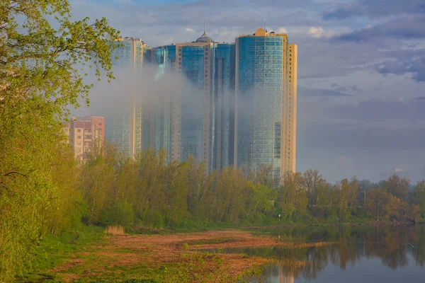 Spring Foggy Morning Banks Neva River Rybatskoye District Petersburg — Stock Photo, Image