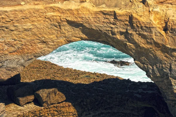 Скалы Волны Тихого Океана — стоковое фото