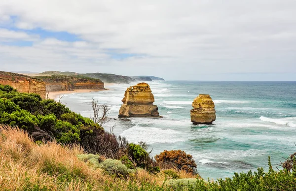 Avustralya'nın doğal anıtı. On iki havari