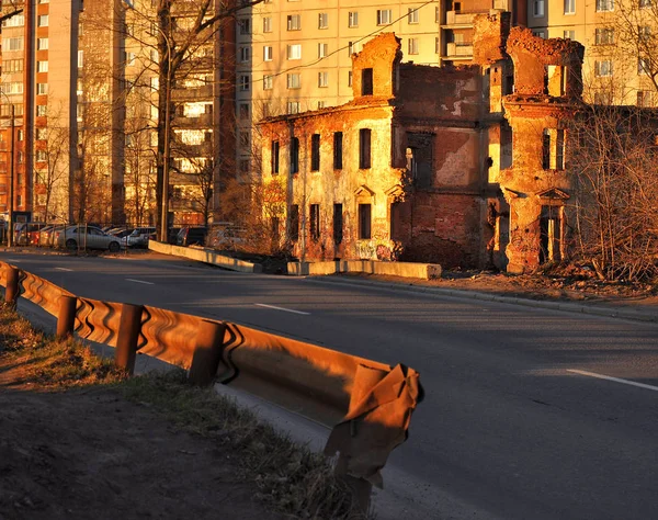 Urban Contrasts Morning Light — Stock Photo, Image