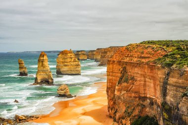 Avustralya'nın doğal anıtı. On iki havari