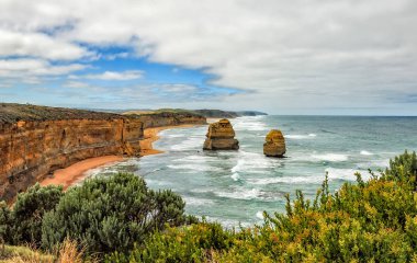Avustralya'nın doğal anıtı. On iki havari