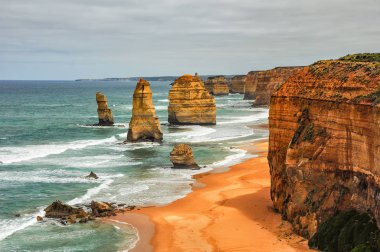 Avustralya'nın doğal anıtı. On iki havari