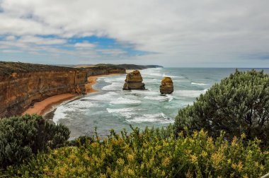Avustralya'nın doğal anıtı. On iki havari