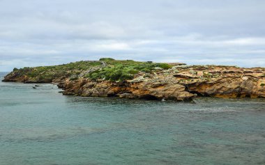 Büyük okyanus yolu boyunca yolculuk. Pasifik Okyanusu'ndan. Avustralya kıyıları.