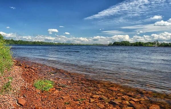 Вітряний Літній День Набережній — стокове фото