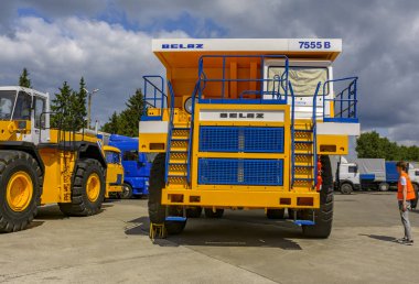 Çok tonlu maden kamyonları 