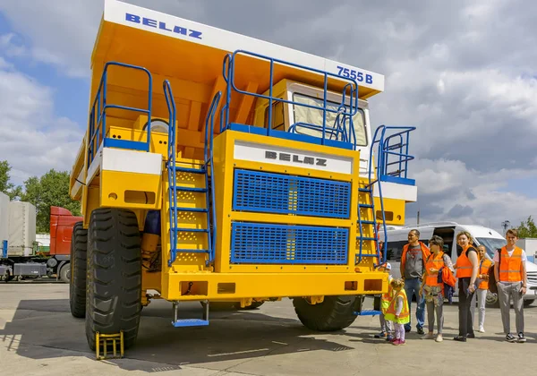 Çok tonlu maden kamyonları 