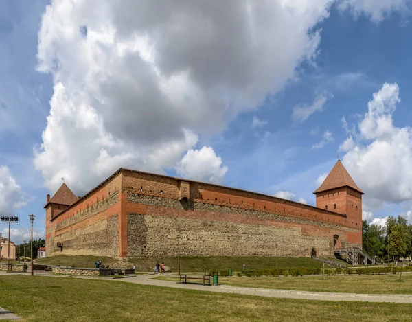 Lida castle, eine Burg in der Republik Weißrussland in lida, erbaut — Stockfoto