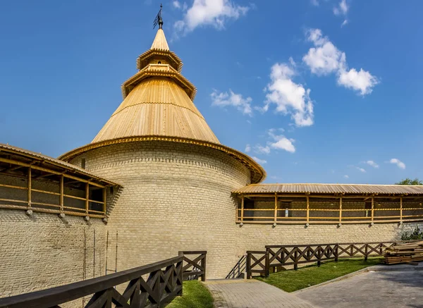 Pskov Kremlin, the historical and architectural center of Pskov — Stock Photo, Image