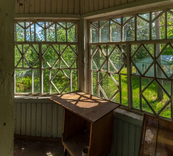 Abandoned Collapsing House Camp Children — Stock Photo, Image