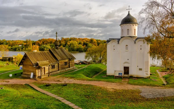 Dimitrij Szolunszkij George Templomai Staraya Ladoga Falu Erődjében — Stock Fotó