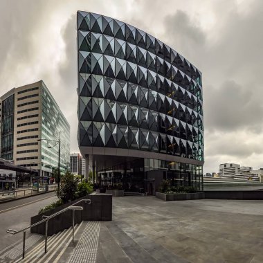 708 Collins Caddesi, Docklands, Victoria Docklands, Victoria, Melbourne, Avustralya. 12 / 27 / 2013. Collins Caddesi, Melbourne Şehir Merkezi 'nin ana caddesi. Rıhtım Alanı. 