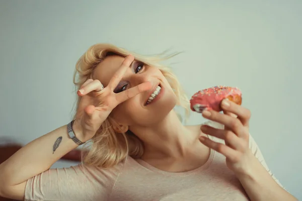 Beauty Fashion Model Girl Taking Sweets Colorful Donuts Funny Joyful — Stock Photo, Image