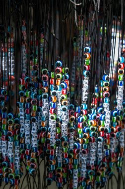 geleneksel tarzda isimleri ile el yapımı bilezik