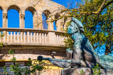 Montserrat Manastırı Barselona, Katalonya 'da dağda.