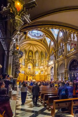 Montserrat Manastırı Barselona, Katalonya 'da dağda.