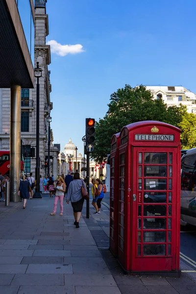 Rode Telefooncel Wijk James Londen Verenigd Koninkrijk — Stockfoto