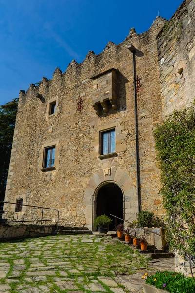 Ripoll, Katalonya 'daki Montesquiu Kalesi, İspanya.