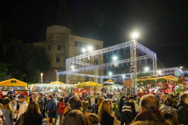 Santa Llucia Noel Pazarı Barselona, Katalonya, İspanya.