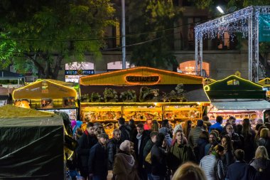 Santa Llucia Noel Pazarı Barselona, Katalonya, İspanya.