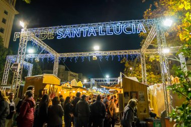 Santa Llucia Noel Pazarı Barselona, Katalonya, İspanya.
