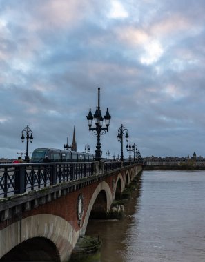 Bordeaux, Fransa 'da Pont de Pierre