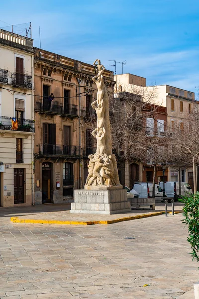 Escultura Als Castellers en Vilafranca del Penedes, Cataluña, España — Foto de Stock