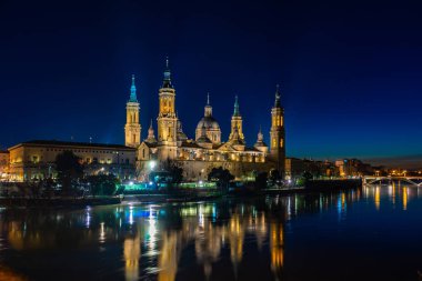 Zaragoza, Spa 'daki Basilica de Nuestra Senora del Pilar Katedrali