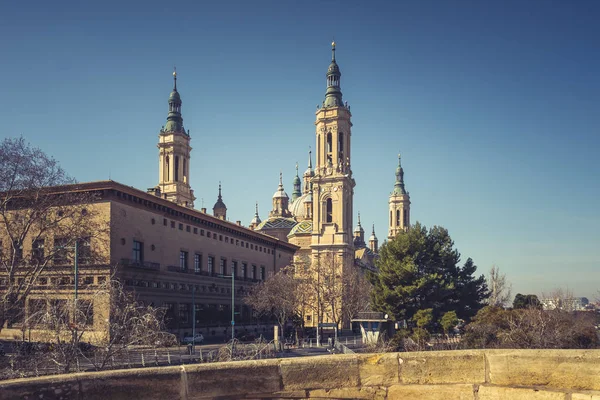 Basílica de Nuestra Catedral de Senora del Pilar em Zaragoza, Espanha . — Fotografia de Stock