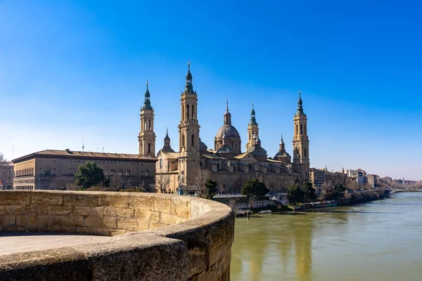 Basilica de Nuestra Senora del Pilar Cathedral in Zaragoza, Spain. — Stock Photo, Image