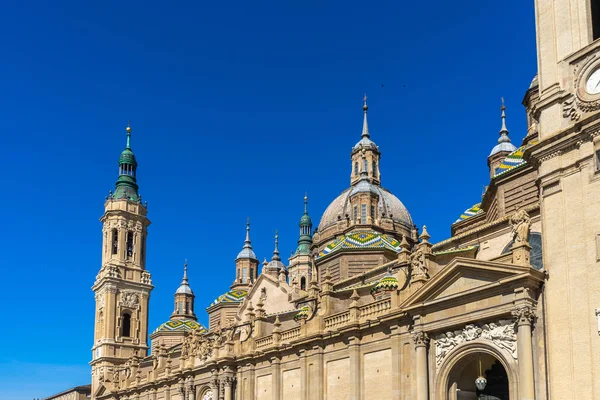 Basilica de Nuestra Senora del Pilar Cathedral in Zaragoza, Spain. — Stock Photo, Image