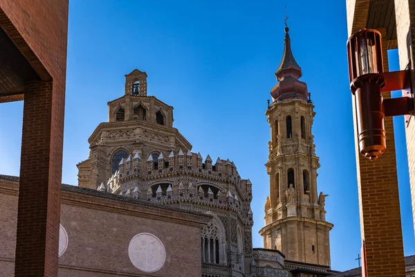 Cattedrale di Salvador de Saragozza a Saragozza, Spagna . — Foto Stock