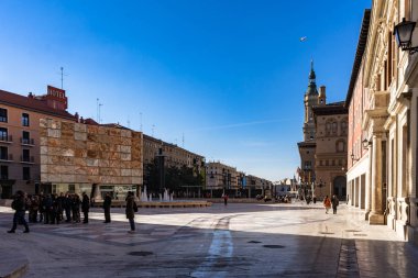 Plaza de Nuestra Senora del Pilar Meydanı, Zaragoza, İspanya