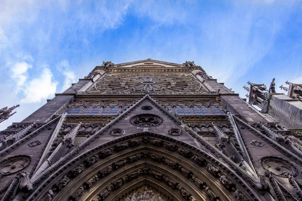 Paris, Fransa 'daki Notre dame Katedrali