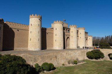 Palacio Aljaferia, İspanya 'nın Zaragoza kentindeki ortaçağ İslam sarayı.
