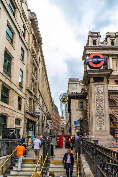 Beroemde historische gebouw straat in Londen, Verenigd Koninkrijk — Stockfoto
