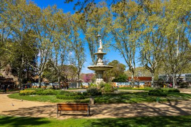 Barselona hayvanat bahçesinin ana meydanı