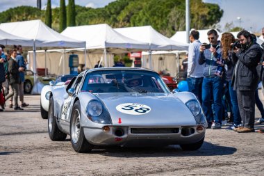 Porsche 904 1964 montjuic ruhu Barcelona devre araba gösterisi