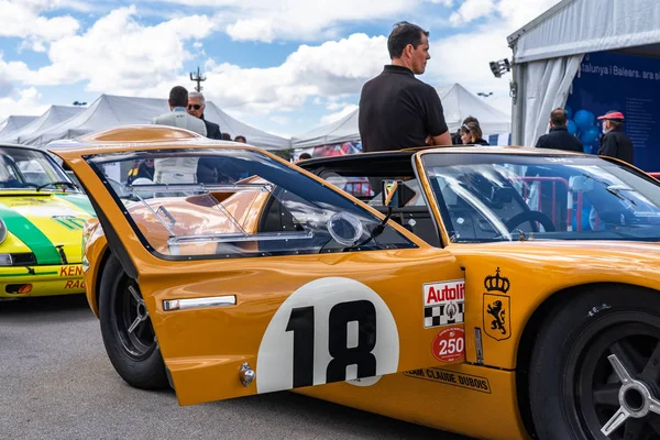 Ford GT 40 dans l'esprit montjuïque Circuit de Barcelone — Photo